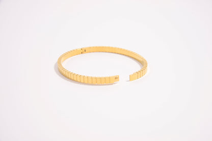 Golden Halo Bangle