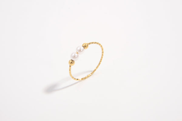 Lune Pearl Ring