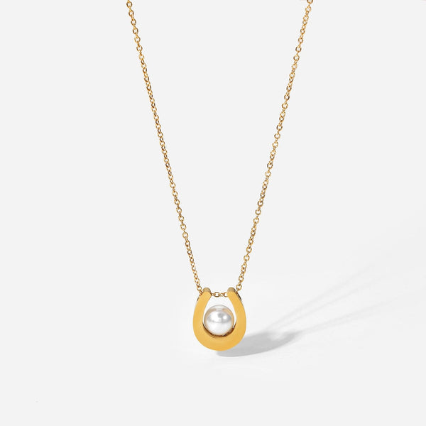 Minimalist Pearl Necklace